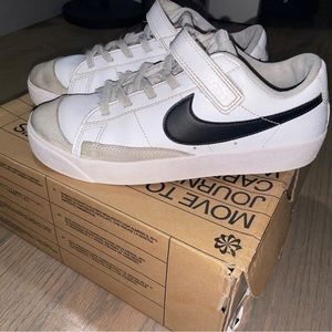 Nike Low Blazer ‘77 size 3Y